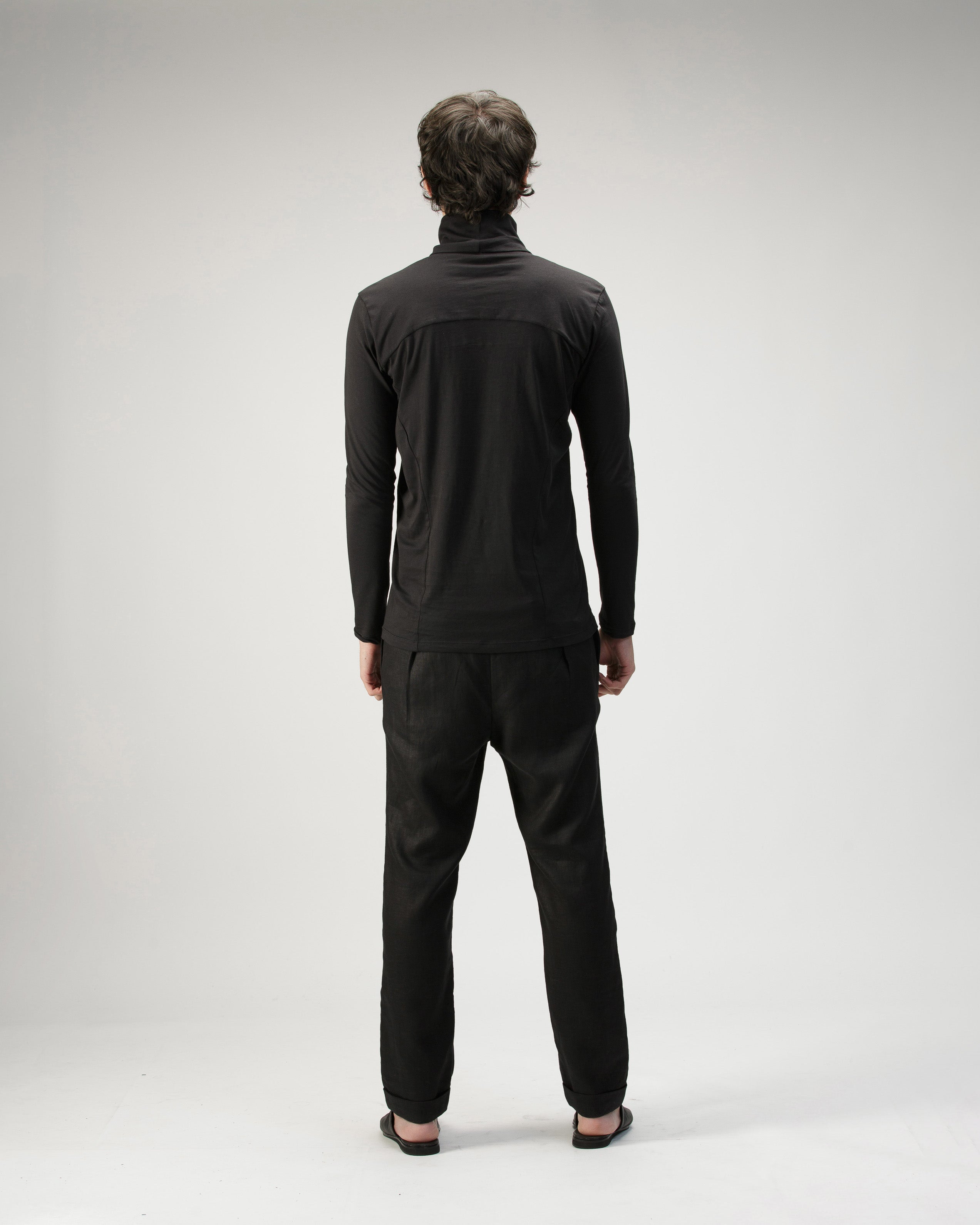 ARMOUR HIGH-NECK T-SHIRT IN COTTON