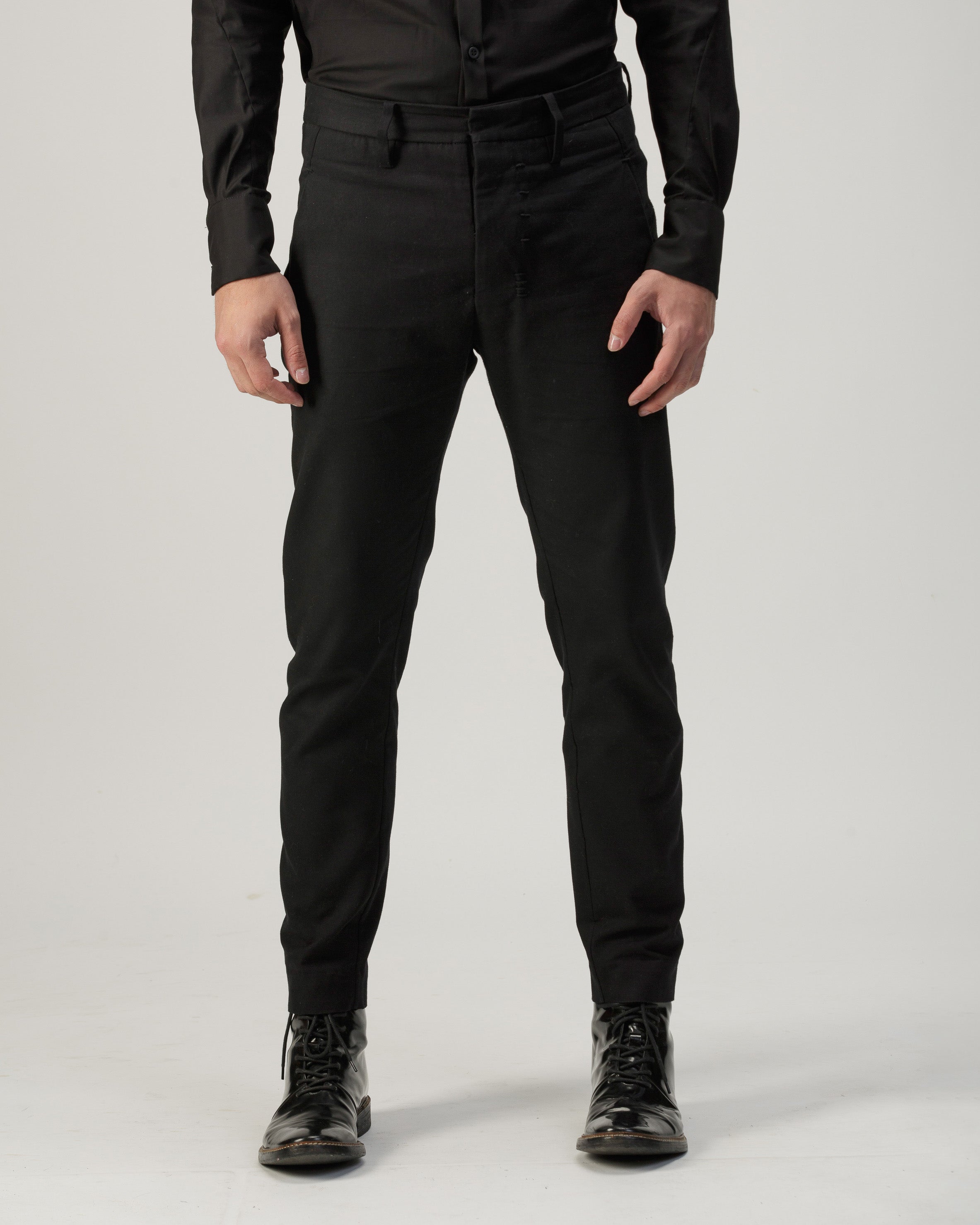 SLIM FIT PLEATED PANTS IN COTTON