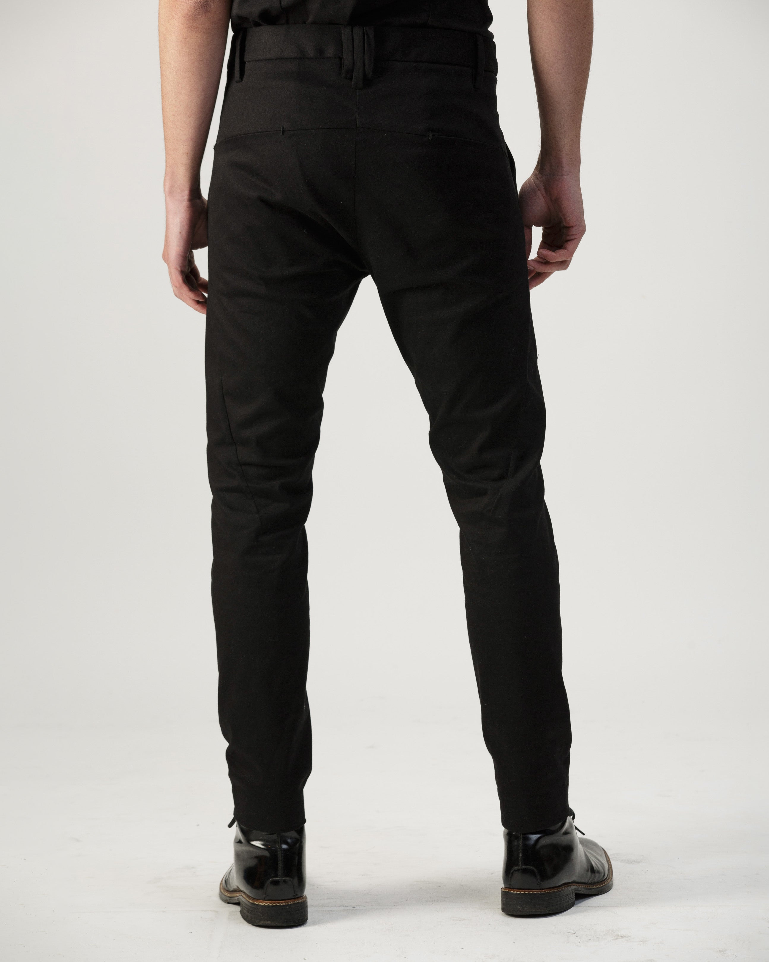 SLIM FIT PLEATED COTTON TWILL PANTS